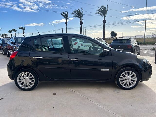 RENAULT CLIO PRIVELIGE 1.6 AUTO SPANISH LHD IN SPAIN 89000 MILES SUPERB 2009